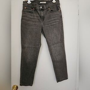 Levi's Women's Gray Ankle Jeans
